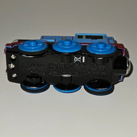 Snow-Covered Thomas Tank Engine Battery Operated Motorized Diecast Train TESTED - Picture 8 of 11